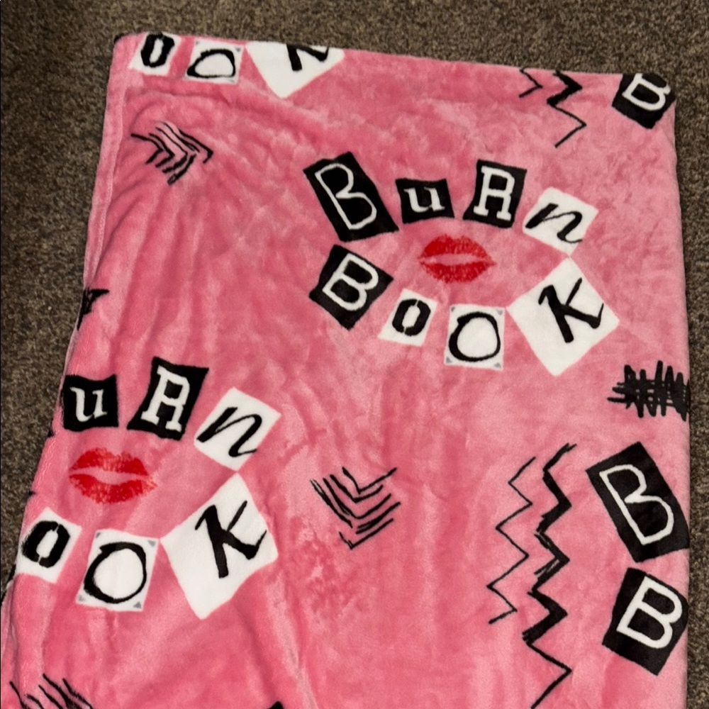Mean girls Y2K pink throw blanket